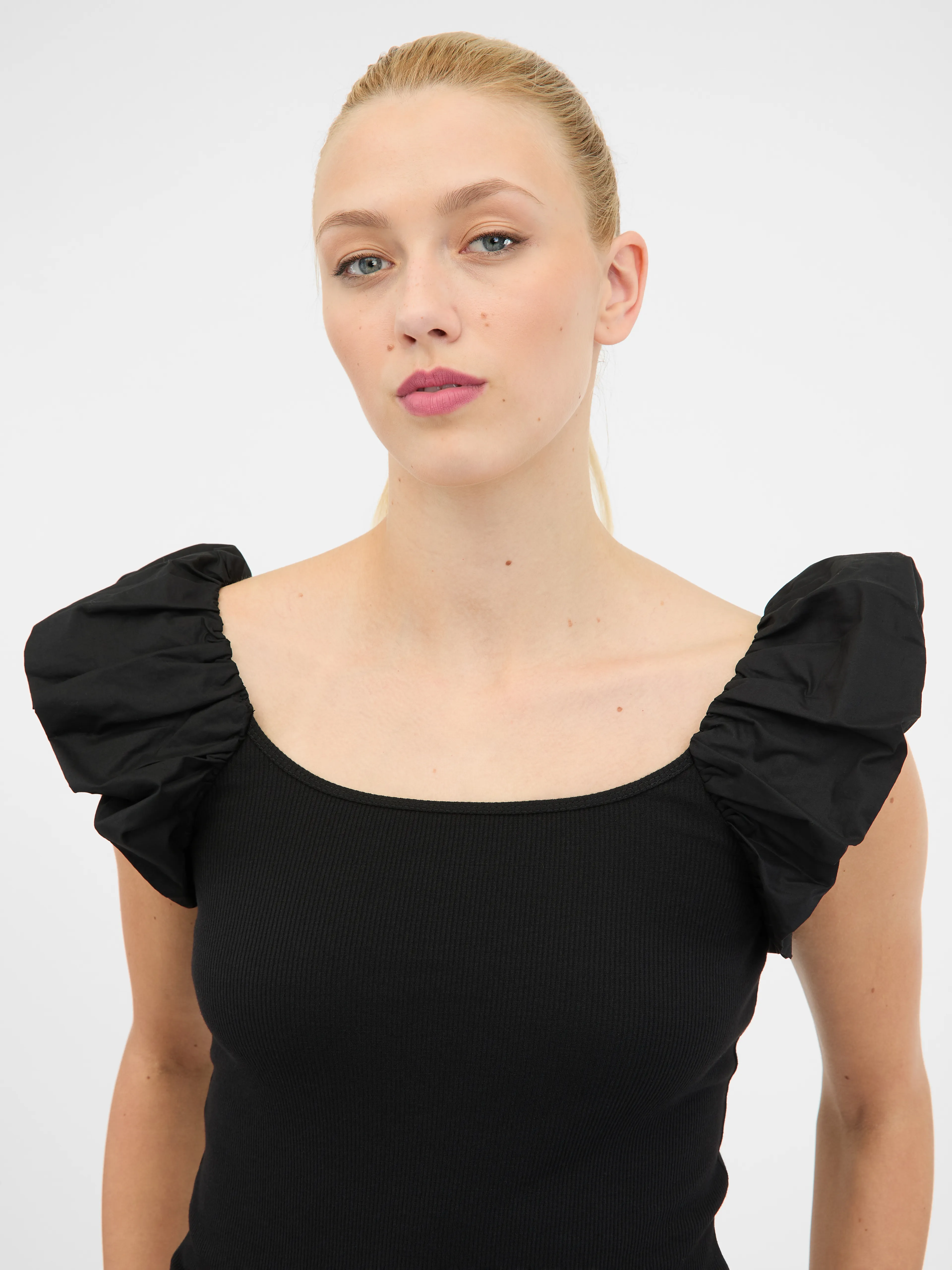 Schwarzes Kurzarm-T-Shirt für Frauen ORSAY