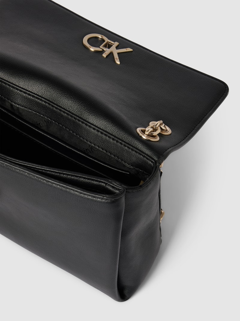 Handtasche mit Label-Applikation Modell 'RE-LOCK' in schwarz