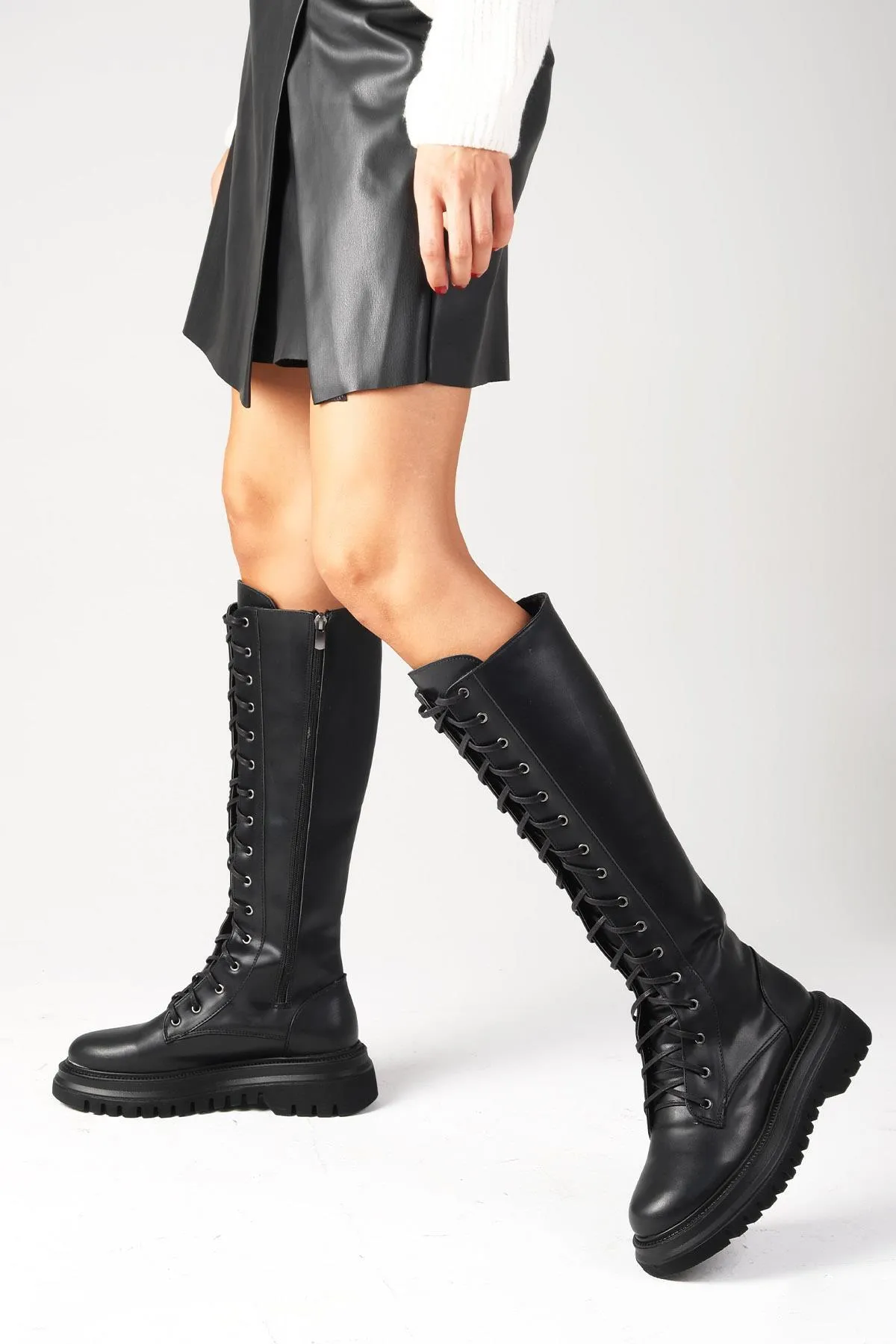 Mio Gusto  Raquel Damenstiefel zum Schnüren und Reißverschluss mit dünnem Fellfutter und dicken Sohlen