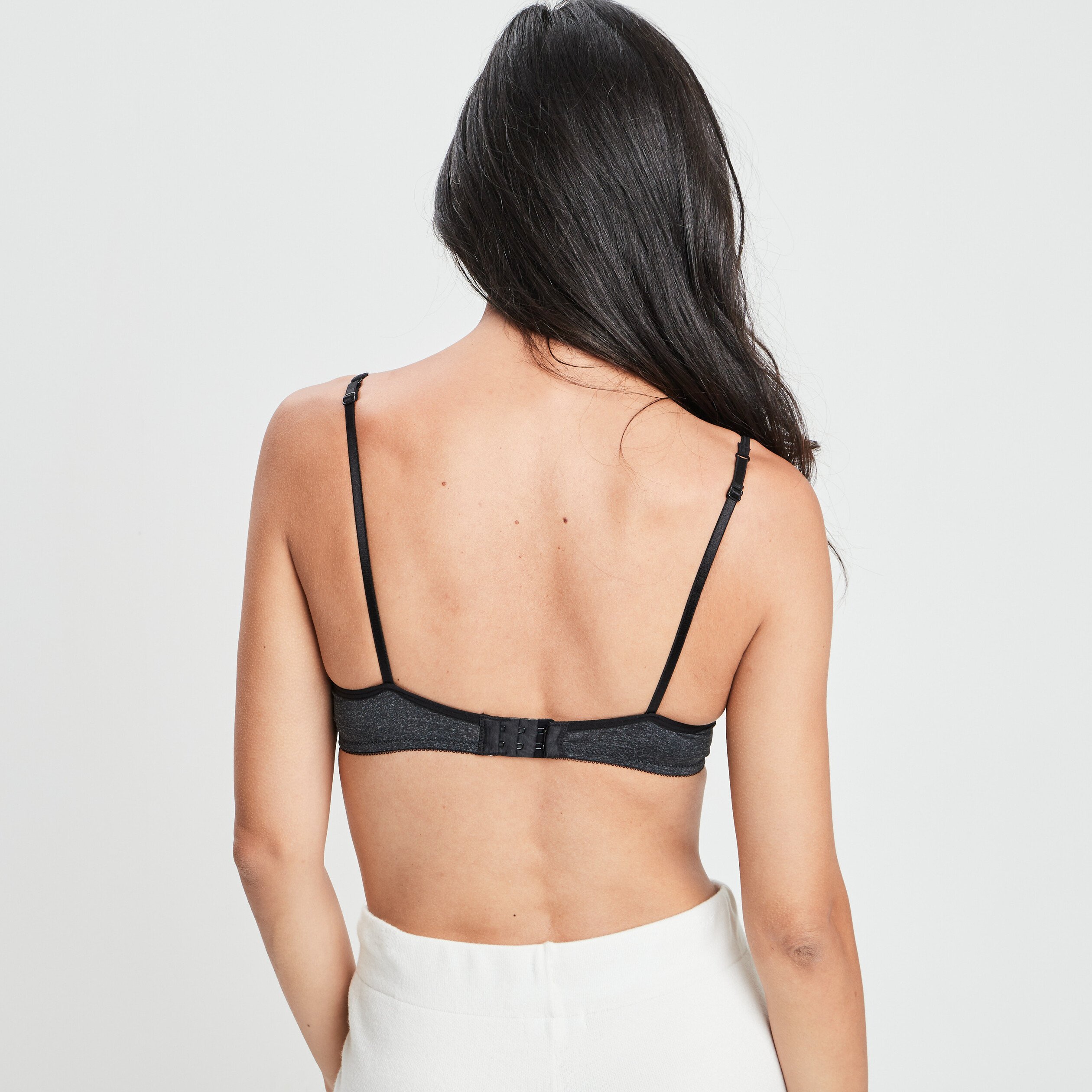 Soutien-gorge corbeille micro dentelle gris foncé femme | La Halle
