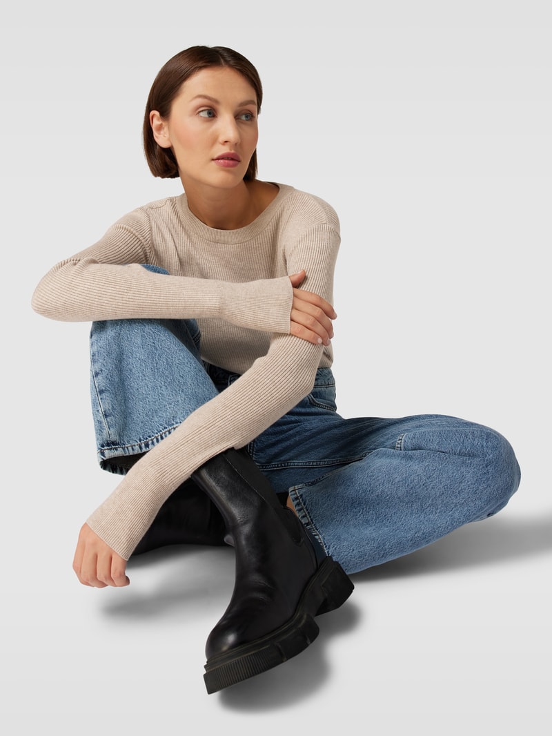 Strickpullover mit Rundhalsausschnitt in beige