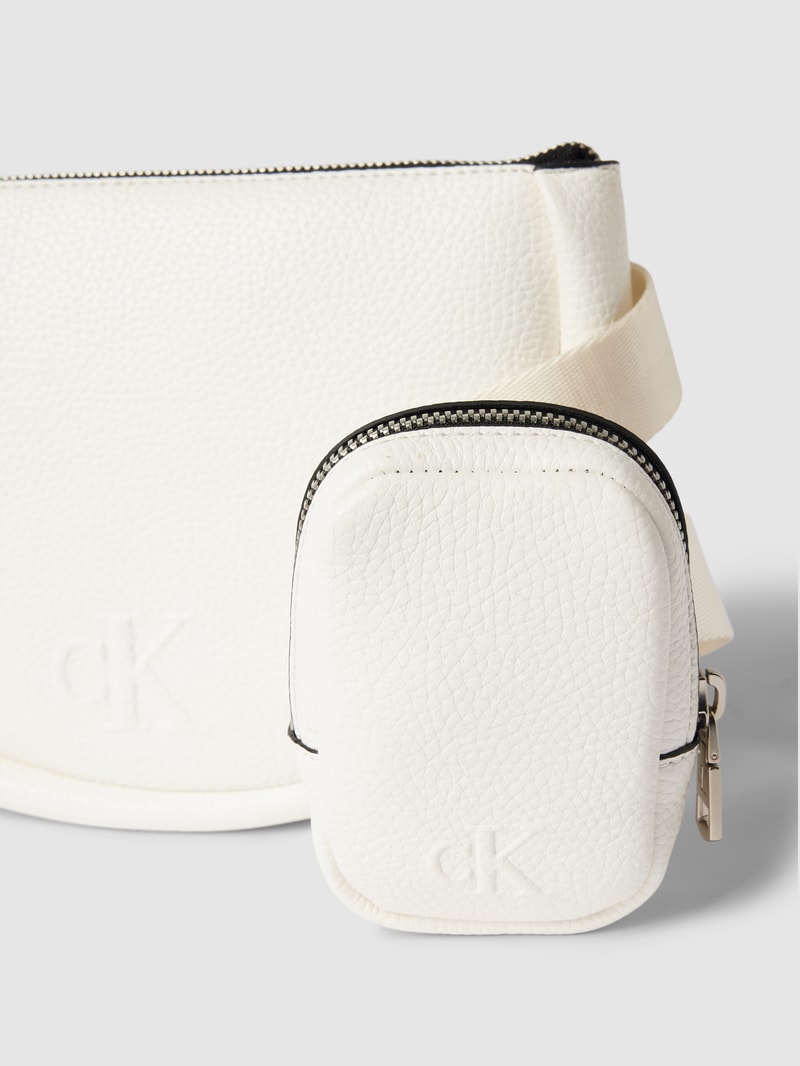 Bauchtasche mit Logo-Detail Modell 'CONNECTED' in weiss
