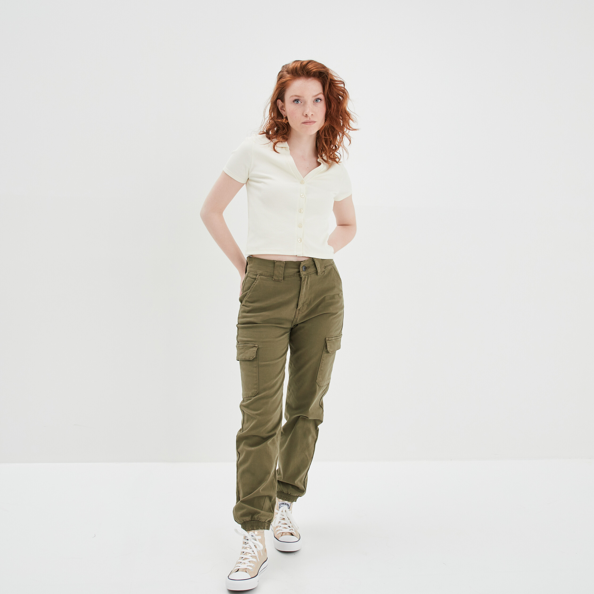 T-shirt col polo avec boutons ivoire femme | La Halle