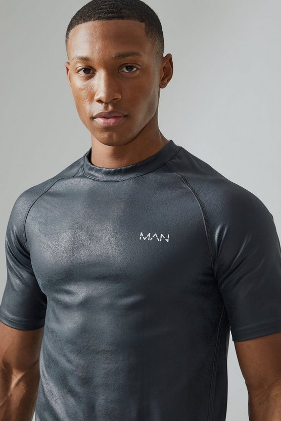 Man Active Muscle-Fit T-Shirt mit Print