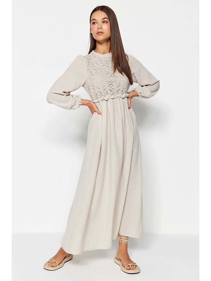 trendyol Kleid in Creme günstig kaufen