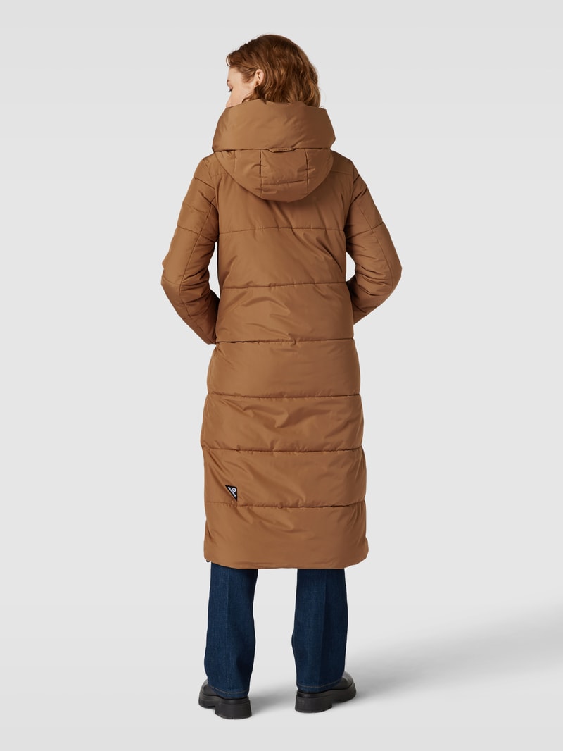 Steppmantel mit Label-Details Modell 'SOULANI' in camel