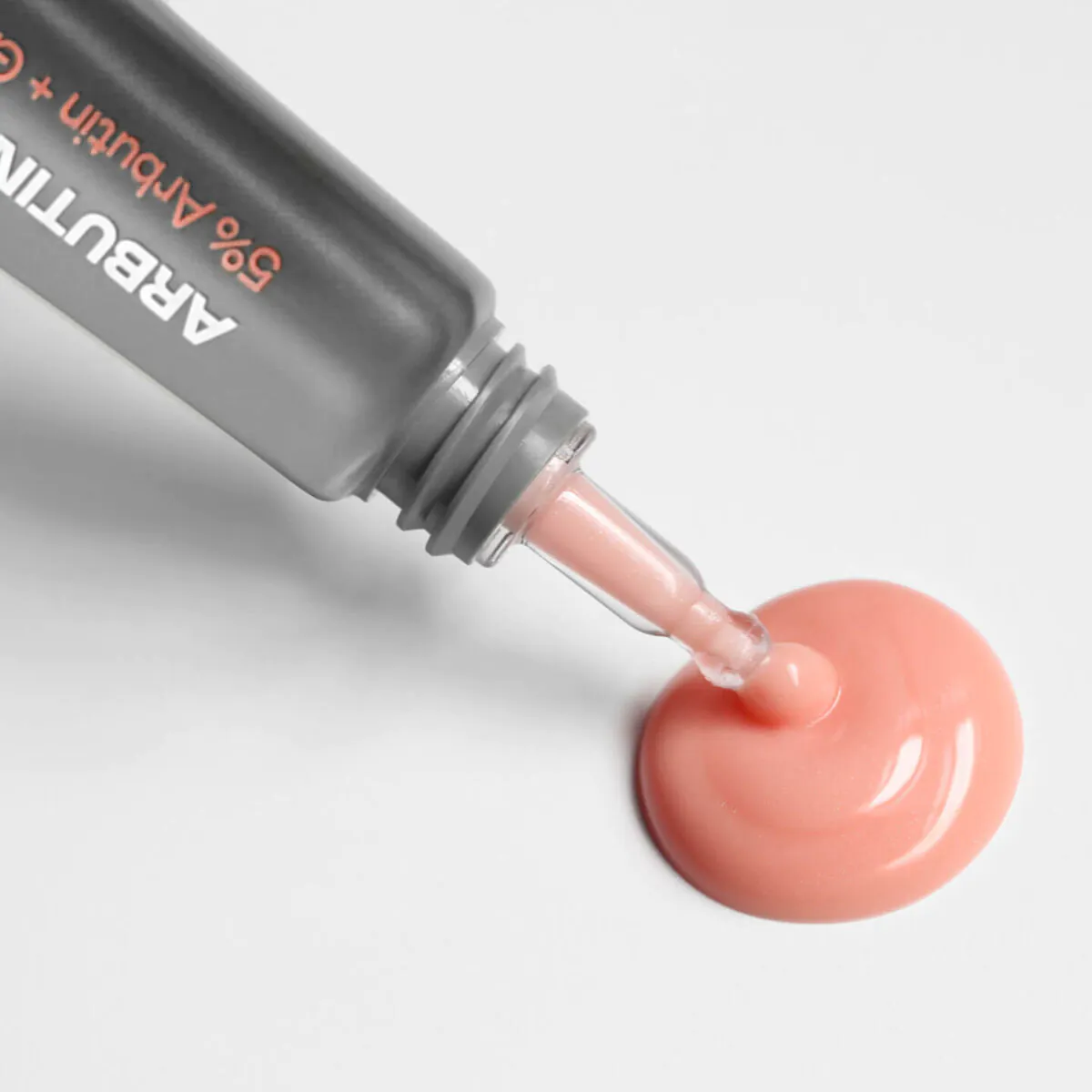 Martiderm Shots Arbutin koncentrirani serum za posvjetljivanje lica protiv tamnih mrlja 20 ml