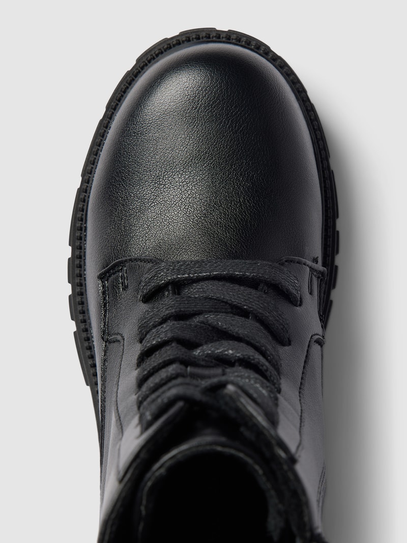 Stiefel mit Label-Prägung in schwarz