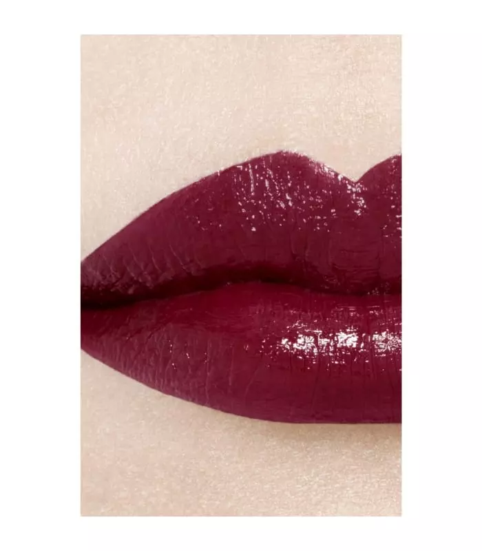 ROUGE COCO BLOOM Le rouge à levrès hydratant et repulpant longue tenue, couleur et brillance intenses