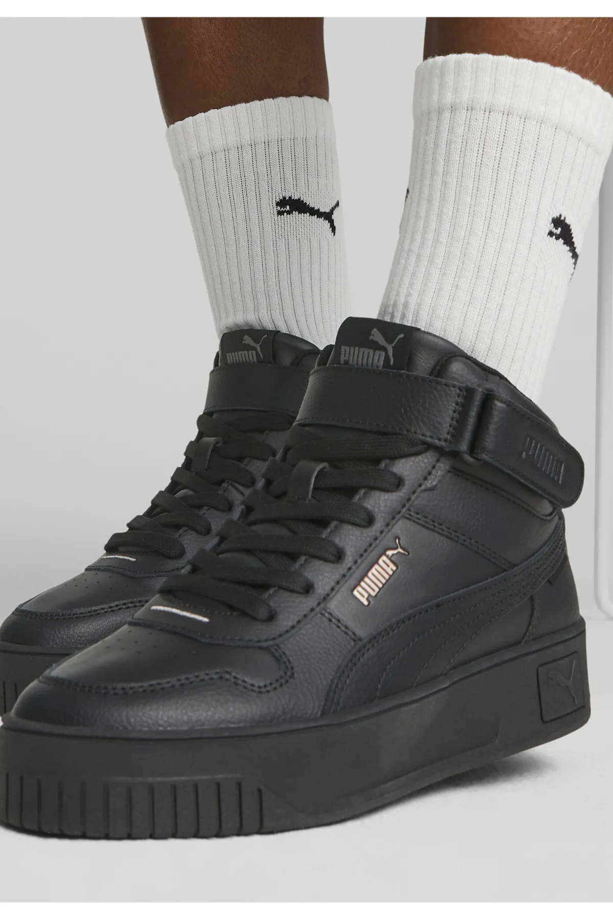Puma  Carina Street Mid Sneakers