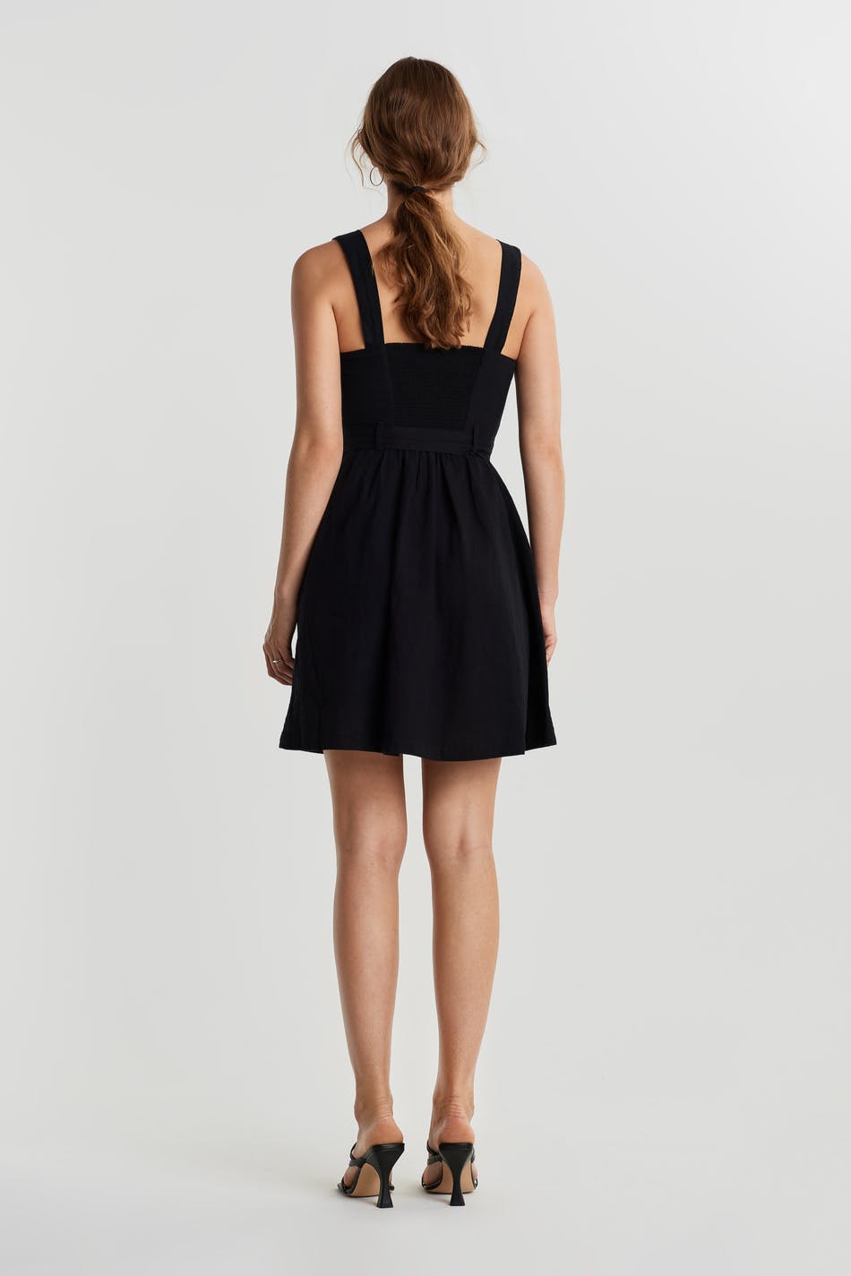 Signe linen dress