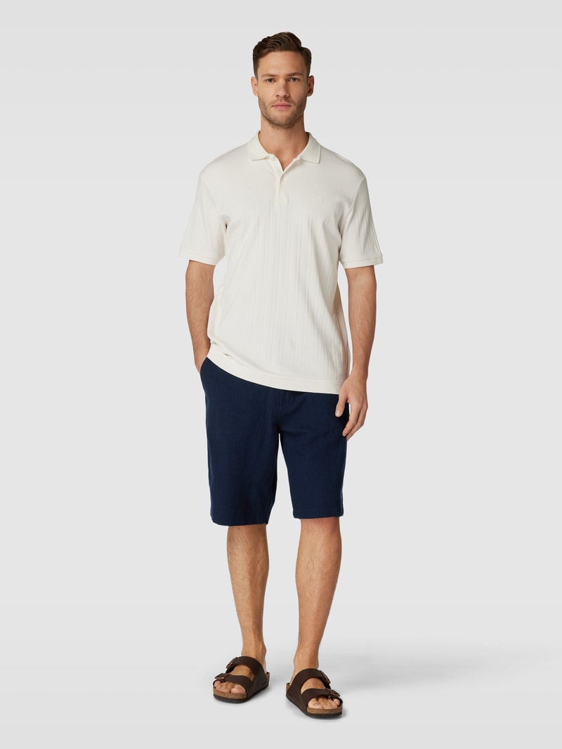 Bermudas mit Gesäßtasche in marineblau