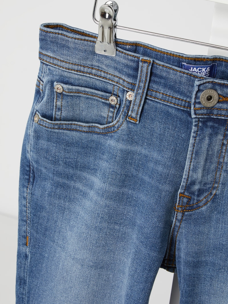 Skinny Fit Jeans mit Stretch-Anteil Modell 'Liam' in jeans