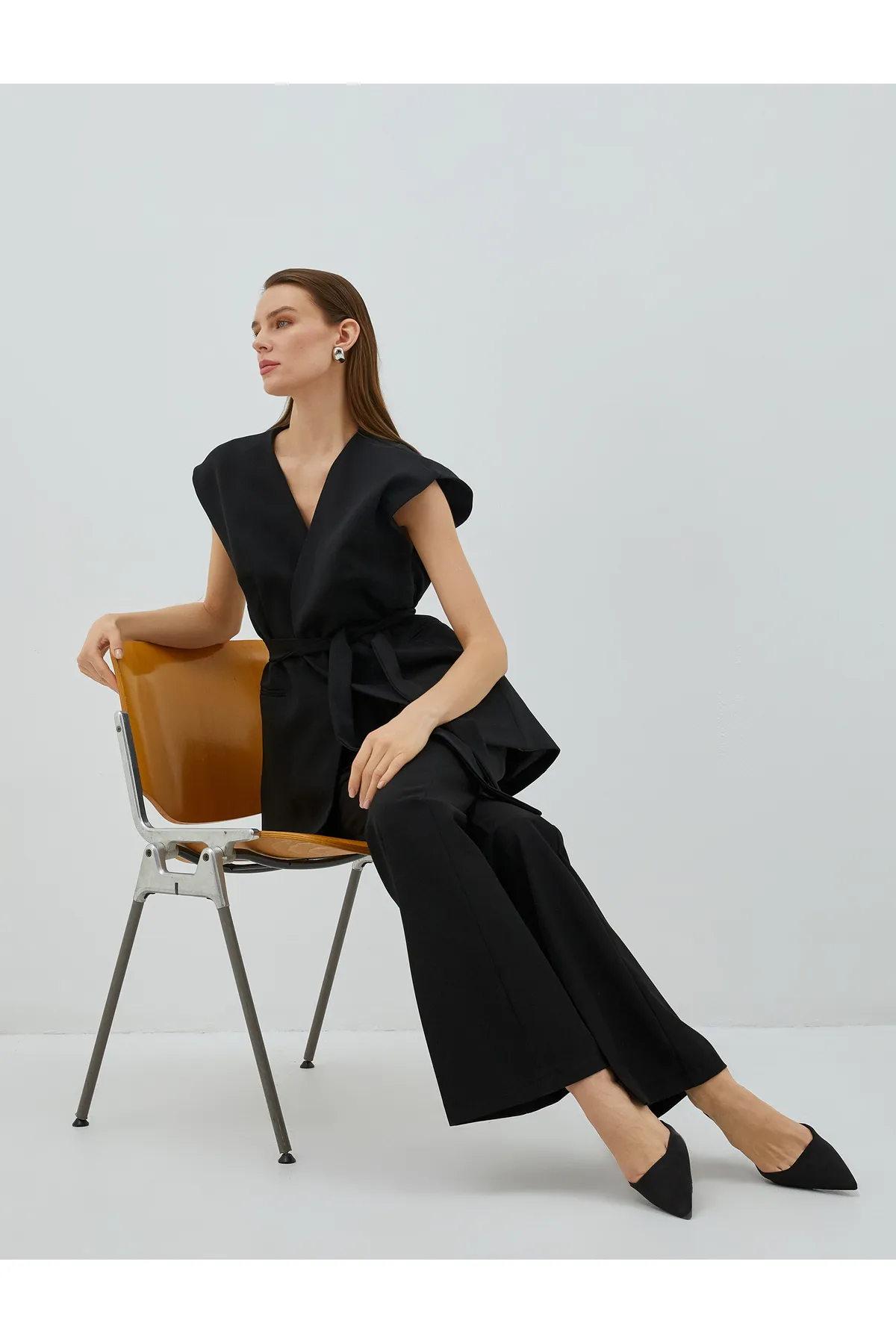 Koton  Stoffhose mit ausgestelltem Bein und hoher Taille