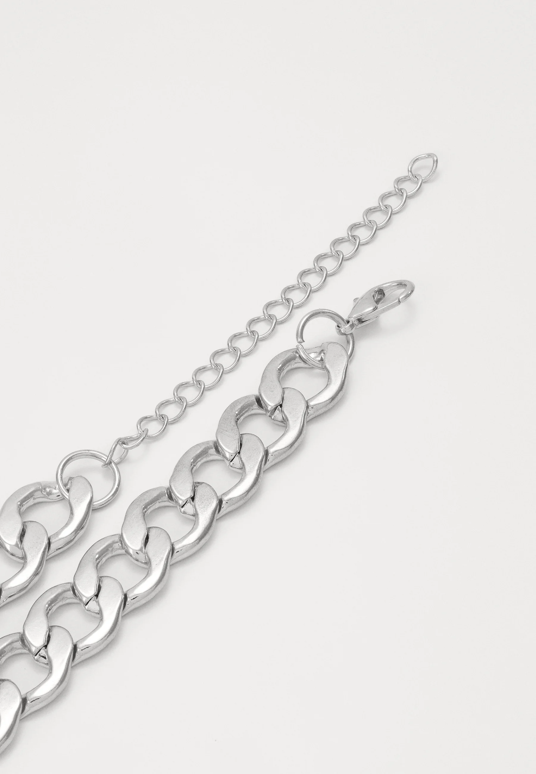 COLLAR DE CADENA GRANDE Urban Classics - Collar