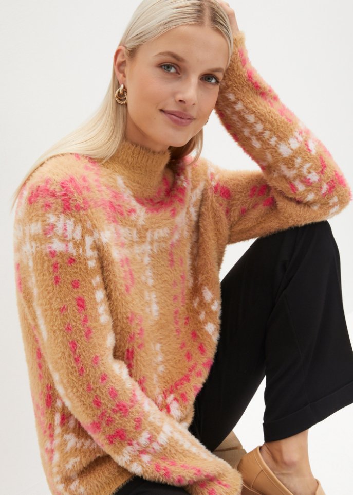 Pullover mit Stehkragen