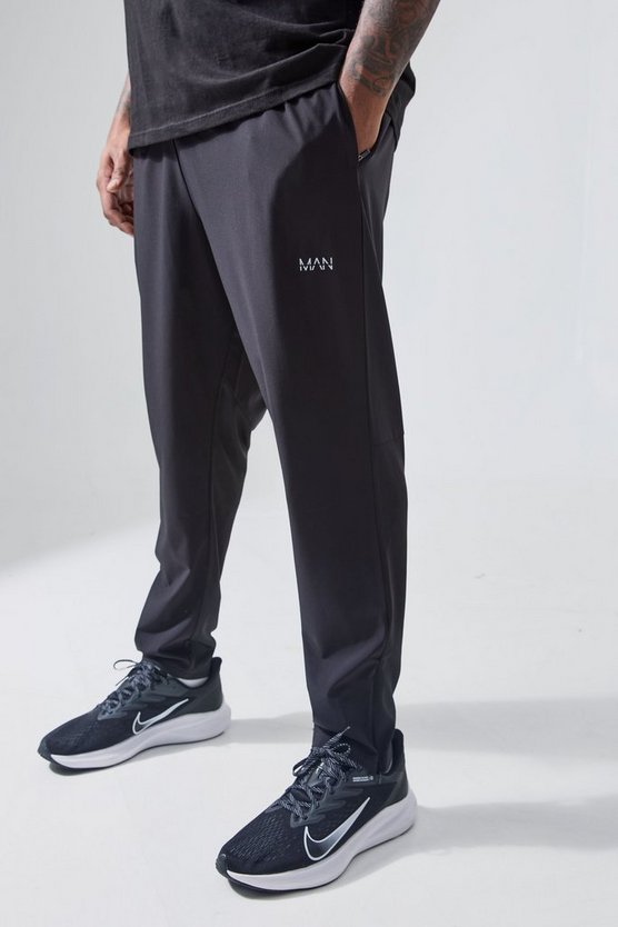 Plus Man Active Performance Jogginghose mit Reißverschluss-Taschen