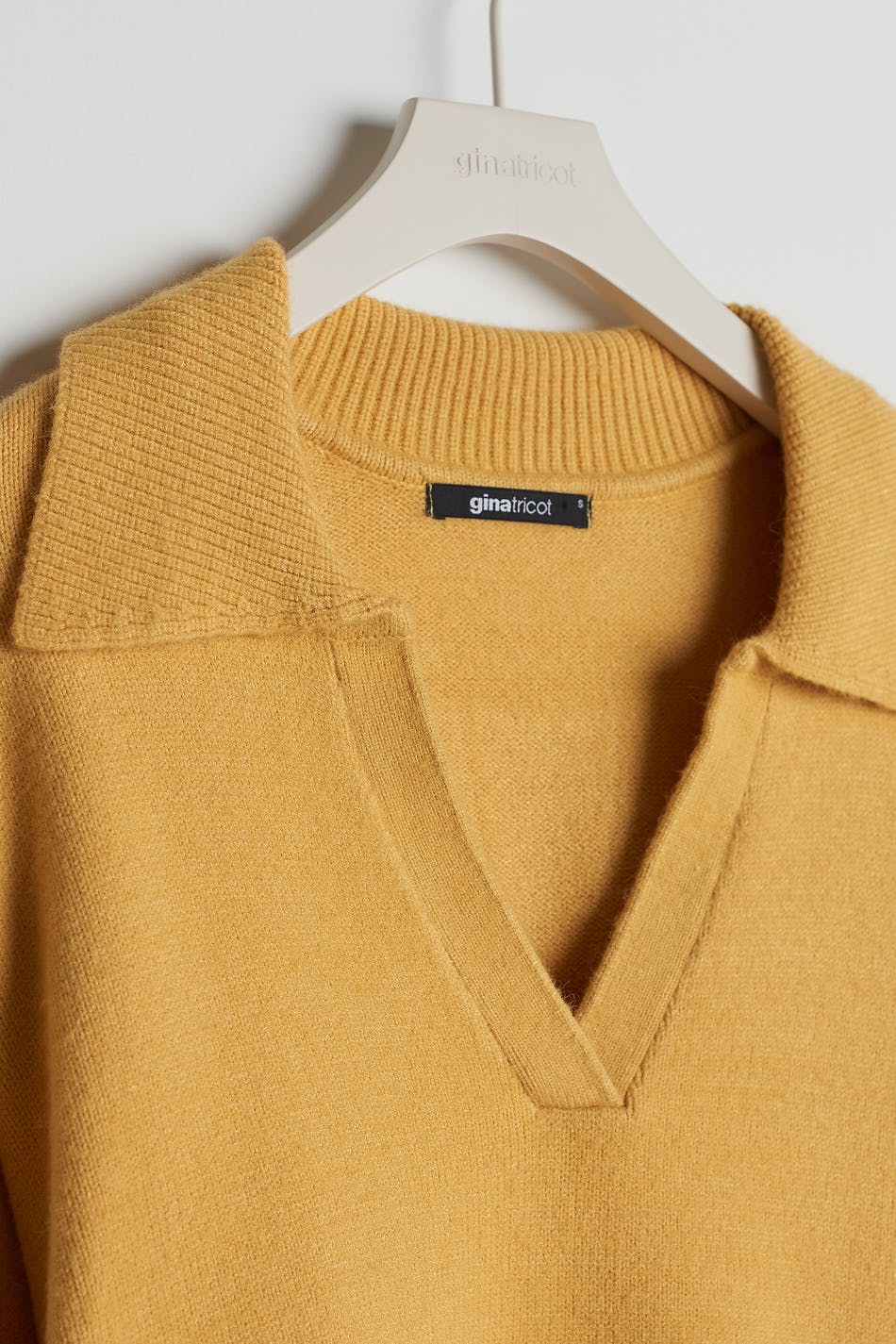 Freya knitted sweater