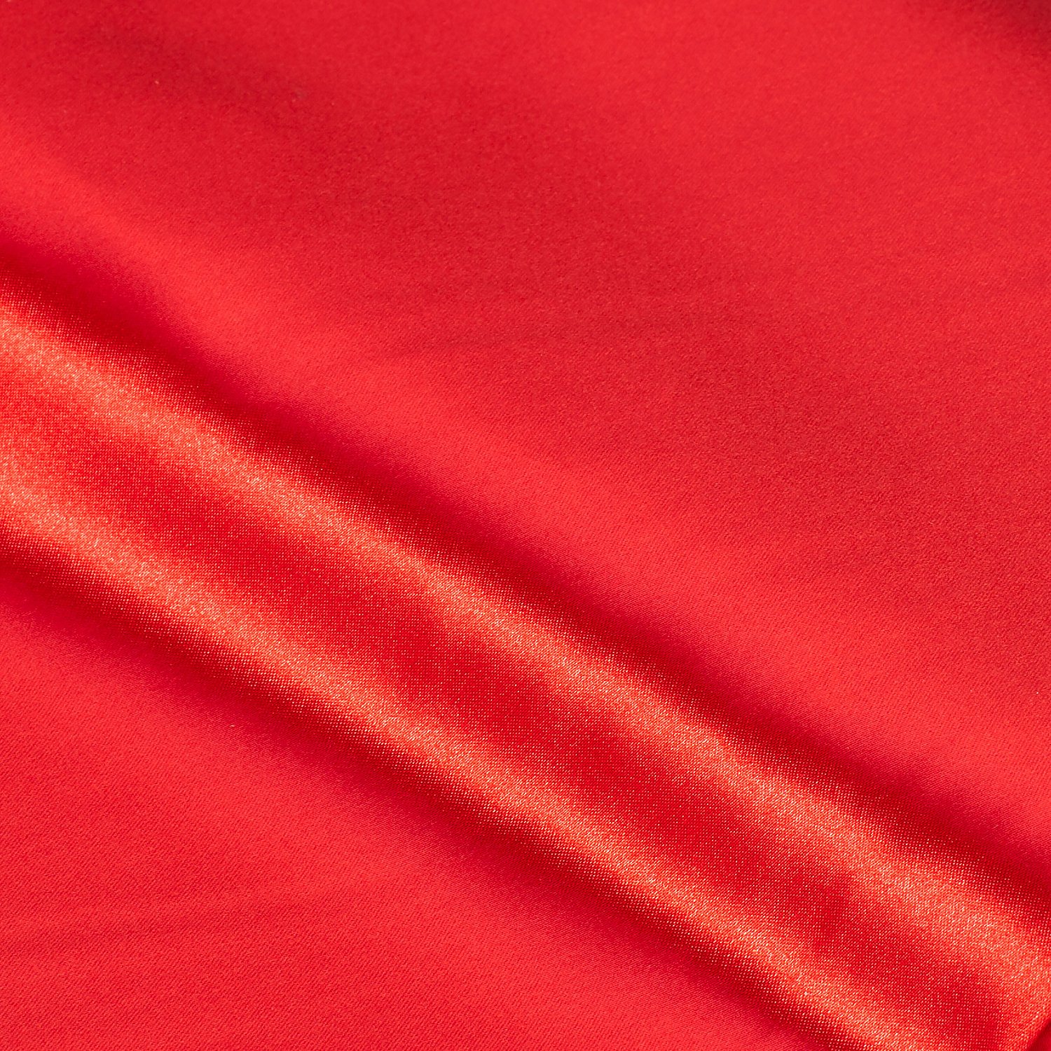 Schwer entflammbarer Satin, rot