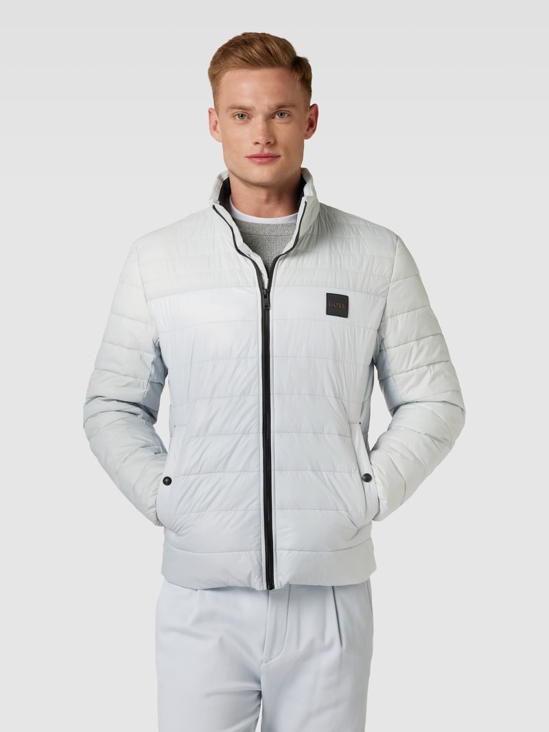 Steppjacke mit Stehkragen Modell 'Oden' in hellgrau