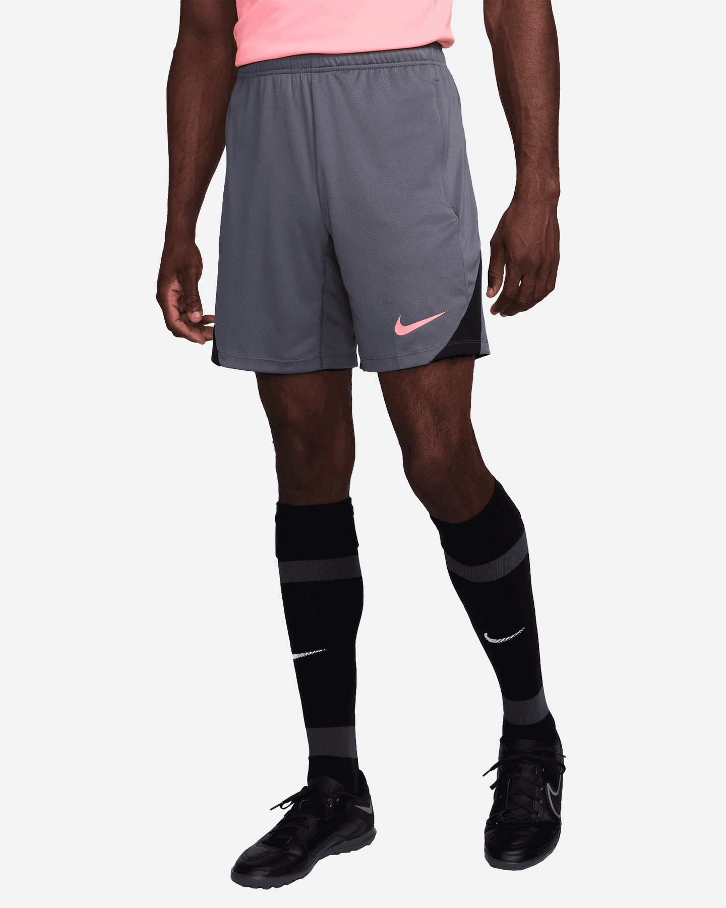 Futbalové šortky Nike Dri Fit Strike M FN2401-069