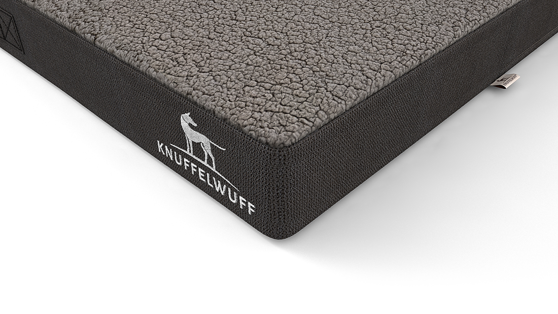 Knuffelwuff Hundematten Knuffelwuff orthopädische Hundematte Ellenie aus Teddymaterial und Velours grau XL