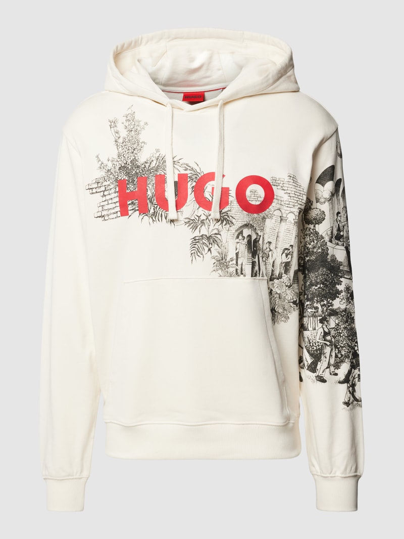 Hoodie mit Känguru-Tasche Modell 'Doliveto' in offwhite