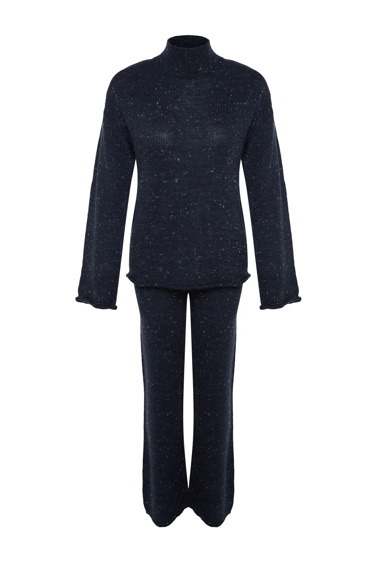 Trendyol Collection  Marineblaues Set aus Oberteil und Unterteil aus weich strukturierter Wolle mit Farbverlauf TWOAW24AU00106