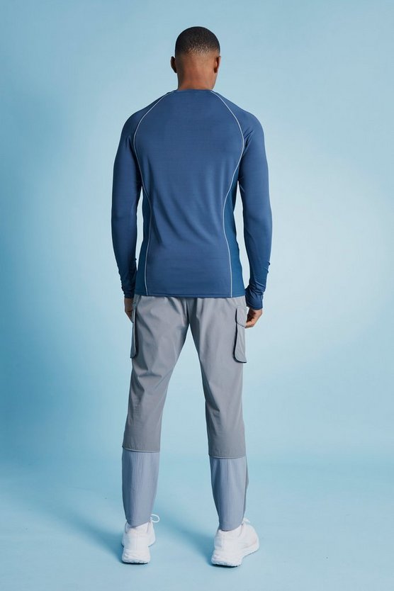 Langärmliges Man Active Muscle-Fit Oberteil