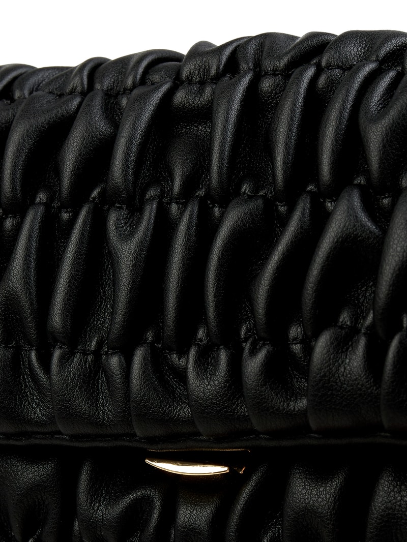 Crossbody Bag in Leder-Optik in schwarz