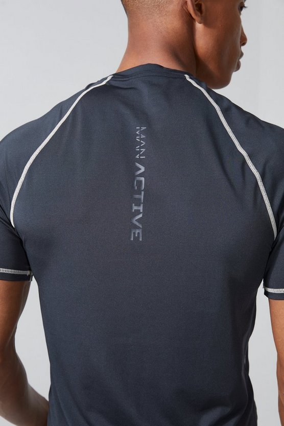Active mattes Muscle-Fit Raglan T-Shirt