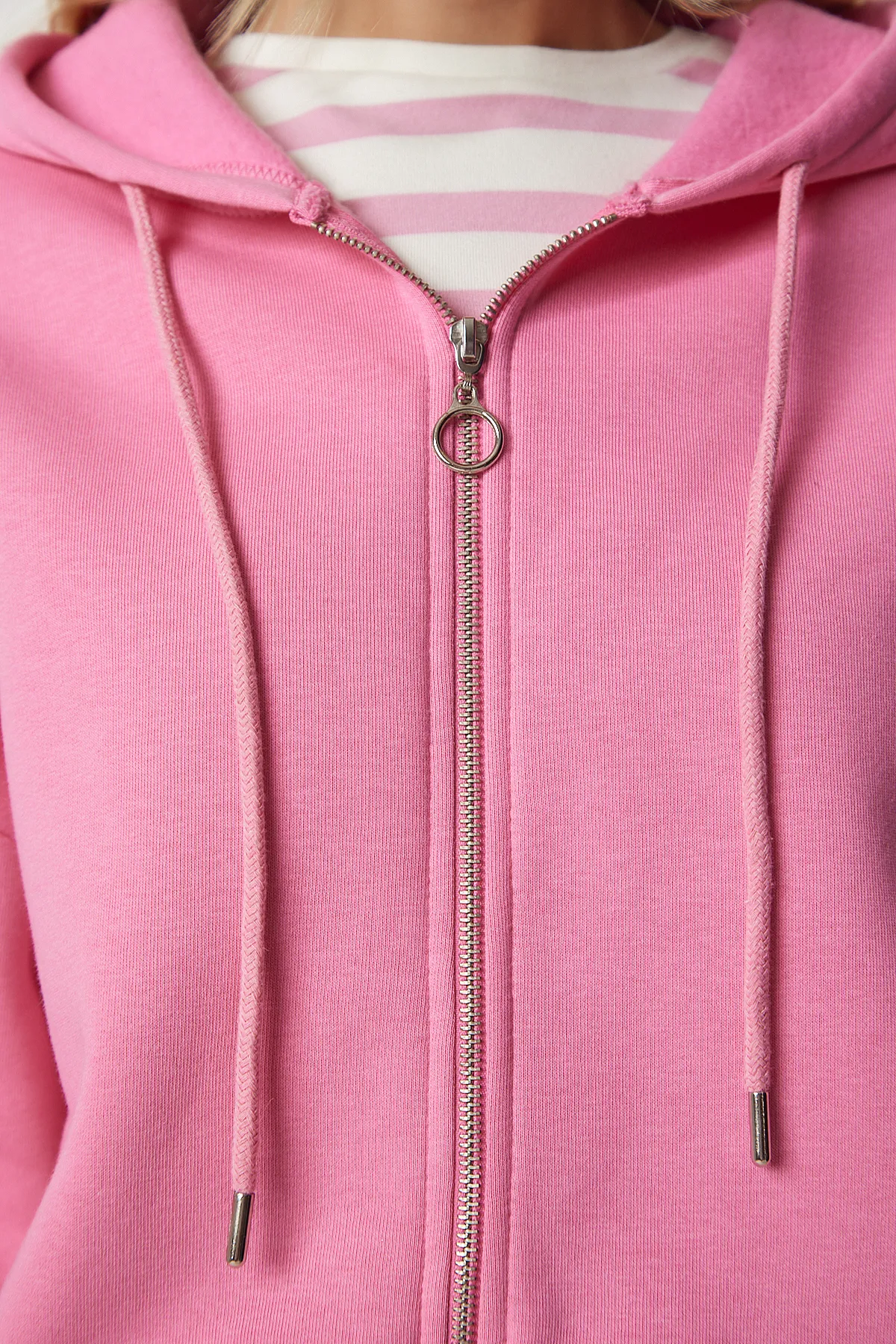 Happiness İstanbul  Rosa Oversize-Sweatshirt mit Kapuze und Reißverschluss für Damen UB00124