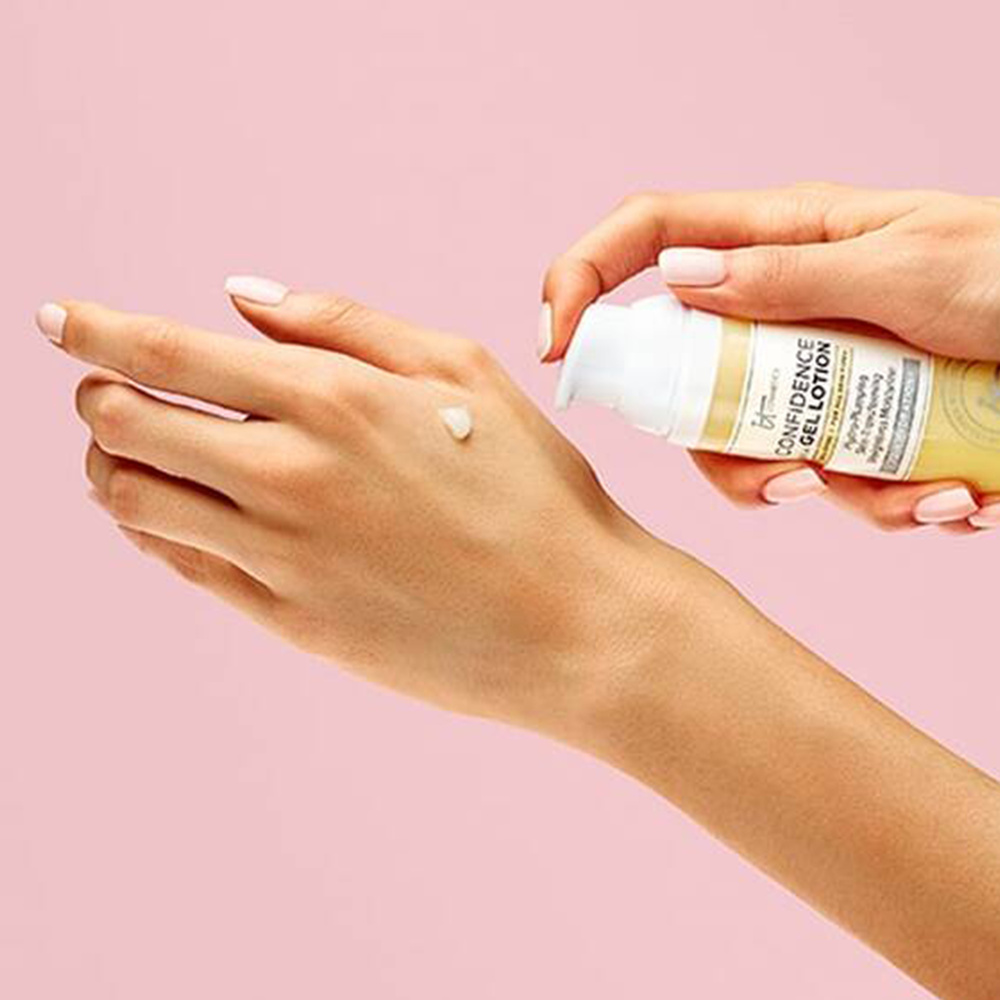 It Cosmetics Confidence in a Gel Lotion™ Soin Hydratant Métamorphosant et Repulpant Utra-Léger