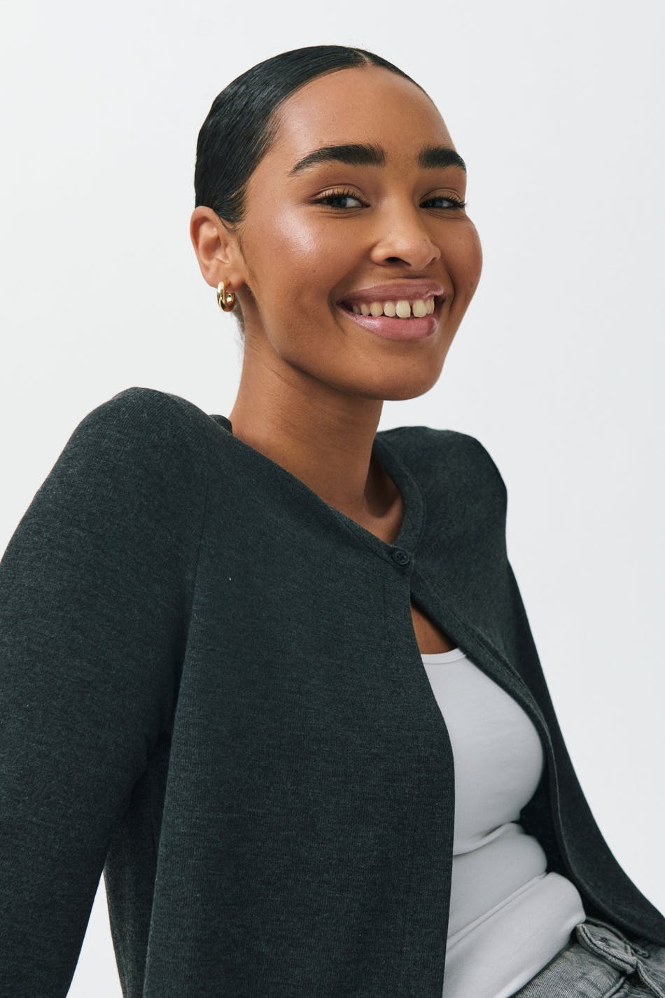 One button cardigan