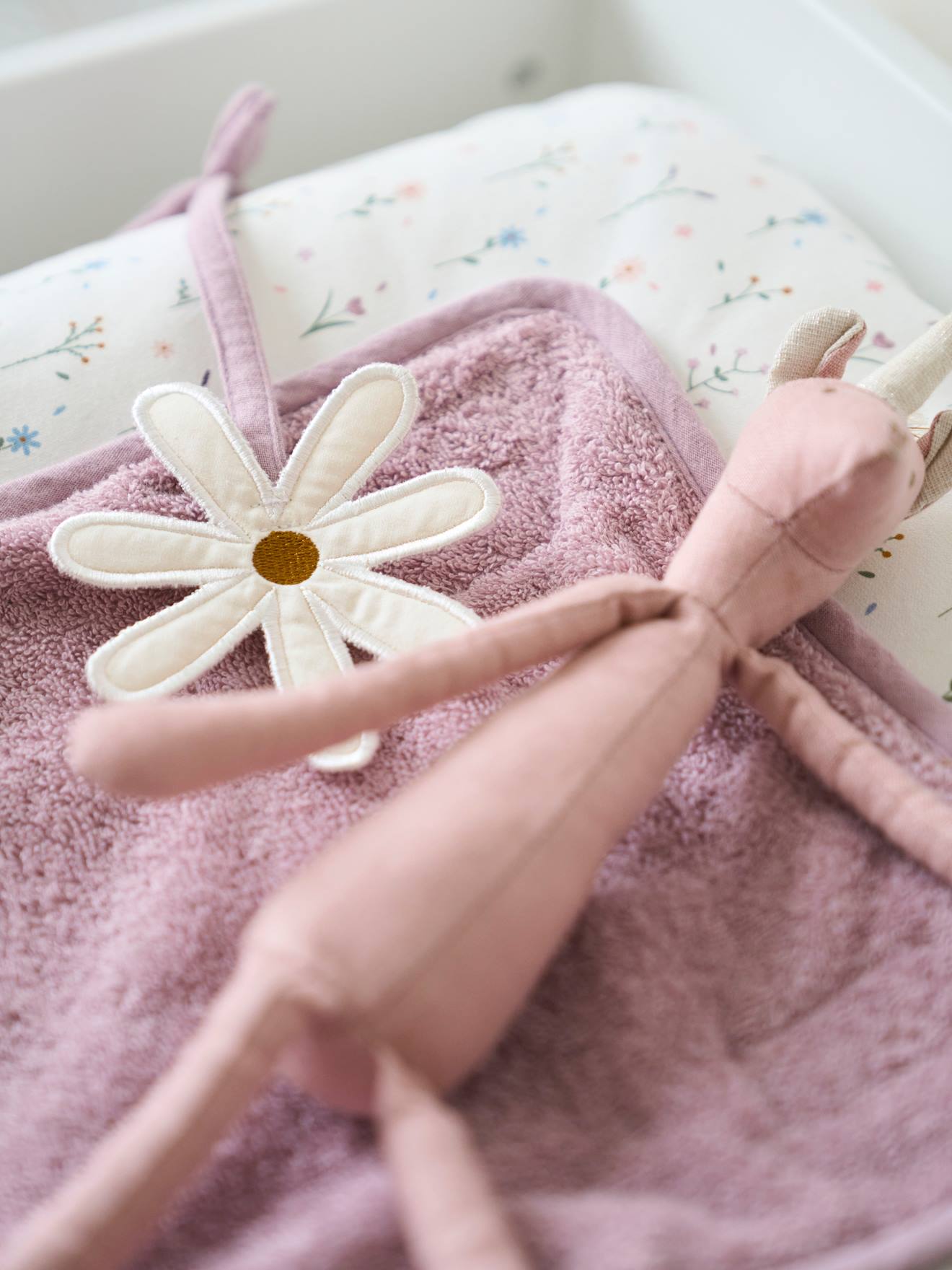 Vertbaudet Baby Wickelauflage PROVENCE - violett/wollweiß