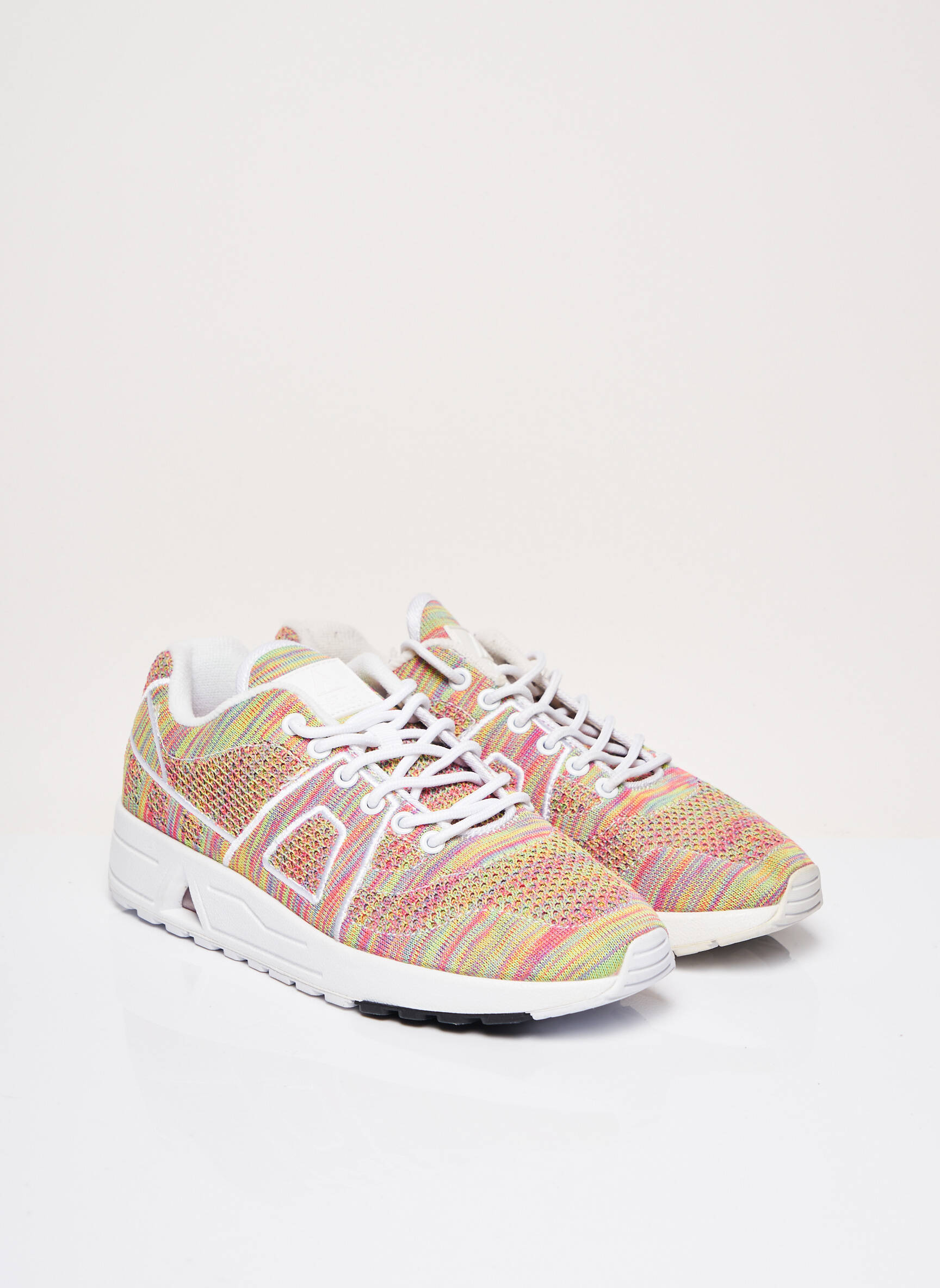 Asfvlt Baskets Femme couleur blanc