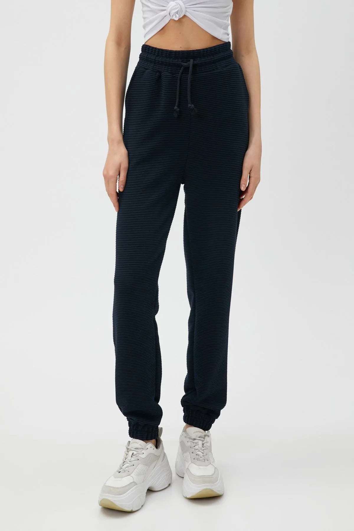 Koton  Marineblaue Jogginghose für Damen 3SAK30017EK