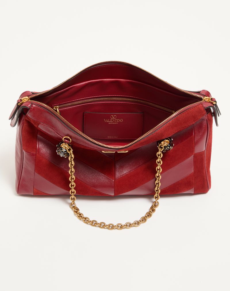 Bolsa de ombro média Valentino Garavani Panthea em camurça e napa com estampa chevron