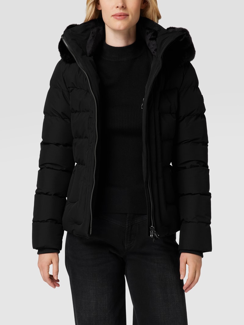 Funktionsjacke mit abnehmbarer Kapuze Modell 'Belvitesse Short' in schwarz