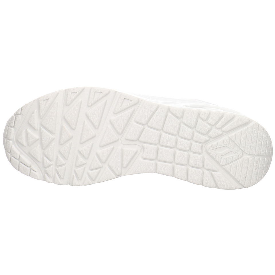 Skechers Stand On Air Sneaker