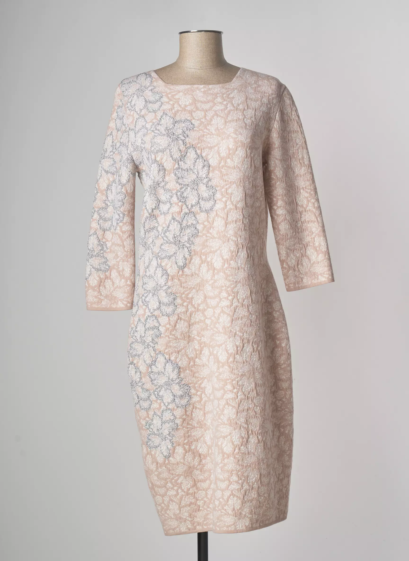 D Exterior Robes Pulls Femme couleur rose