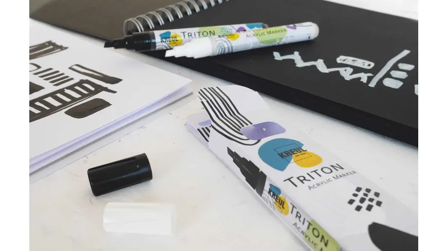KREUL SOLO GOYA Triton Acrylic Paint Marker 1.4 mm 2er Set schwarz und weiß
