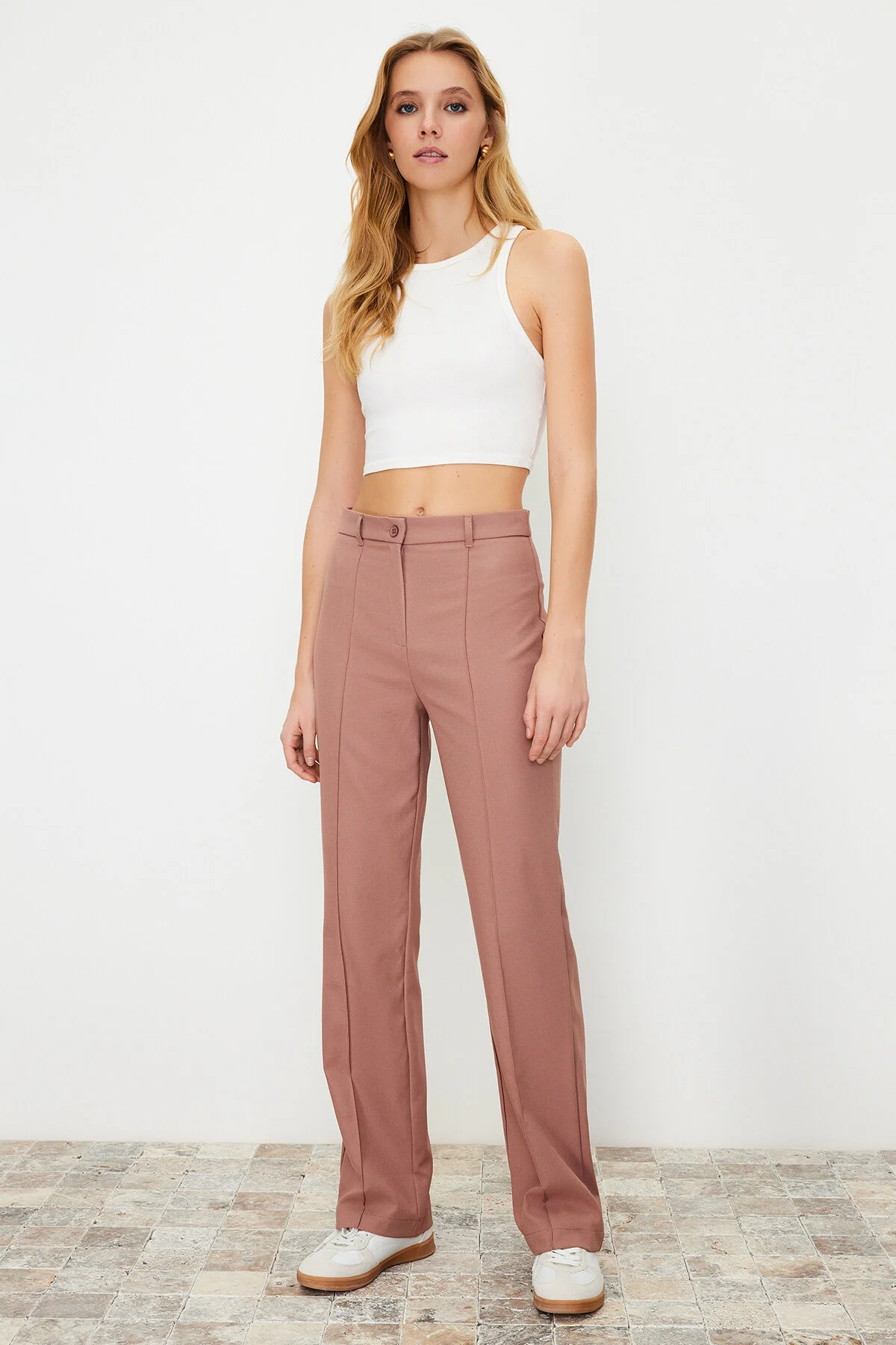 Trendyol Collection  Dried Rose Gerade/Gerade geschnittene, gewebte Hose mit hoher Taille und gerippten Nähten TWOSS21PL0093