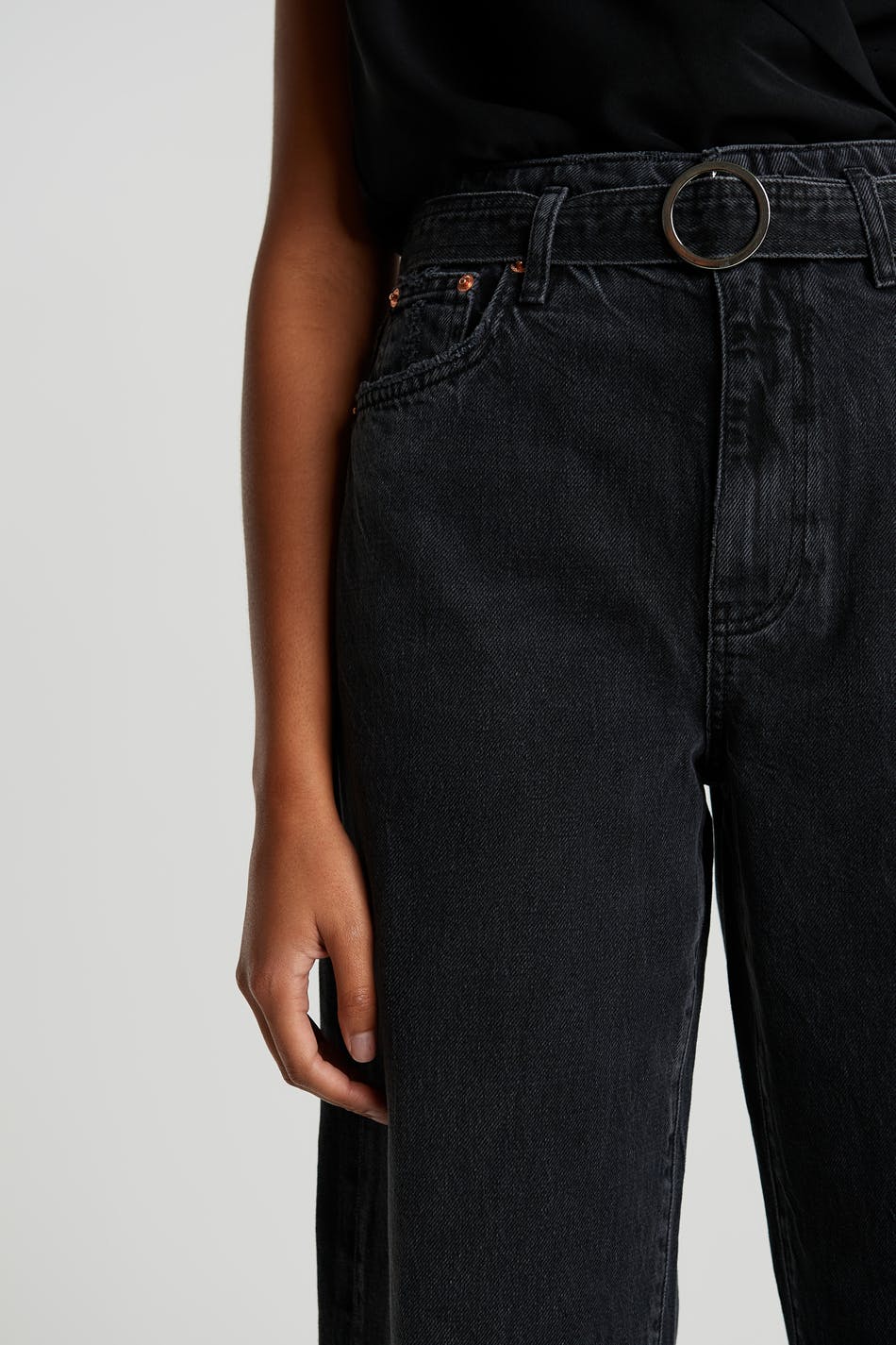 Belted wide jeans