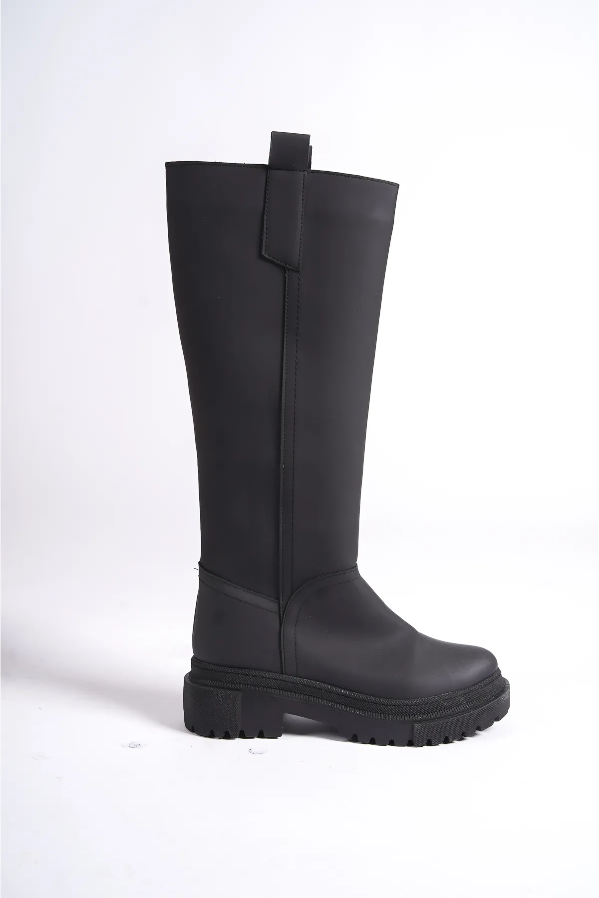 Capone Outfitters  Matte Trak-Sohlen-Damenstiefel