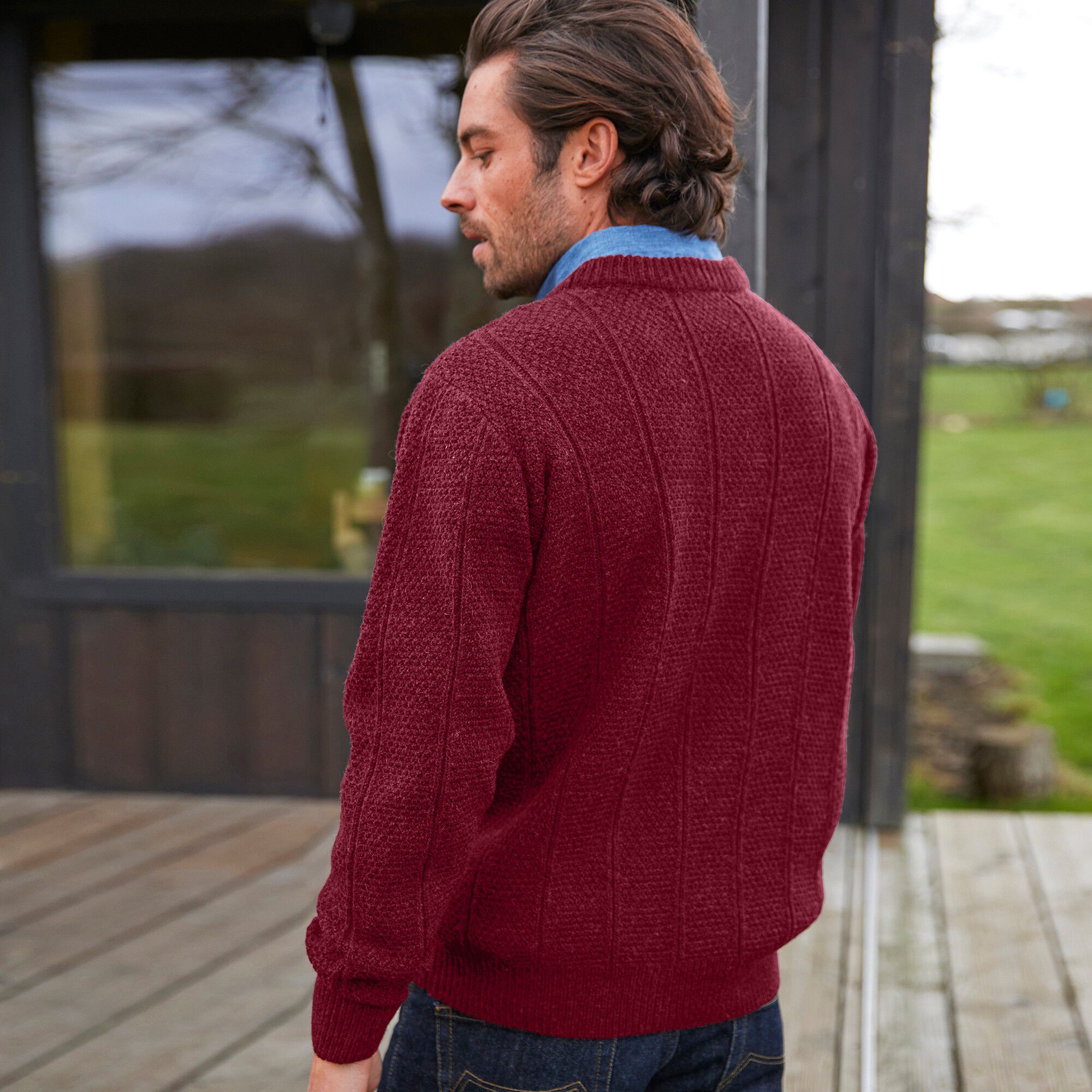 Pull col V maille irlandaise