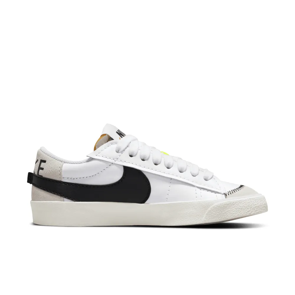Nike Blazer Low 77 Jumbo DQ1470-101 / weiss
