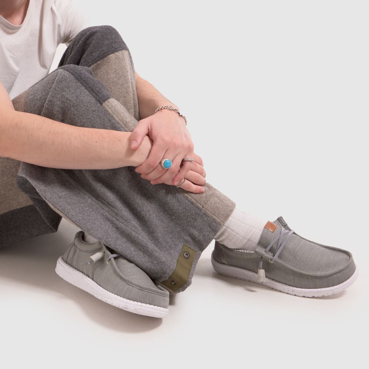 HEYDUDE – Wally – Ljusgrå, högkvalitativa basicsneakers