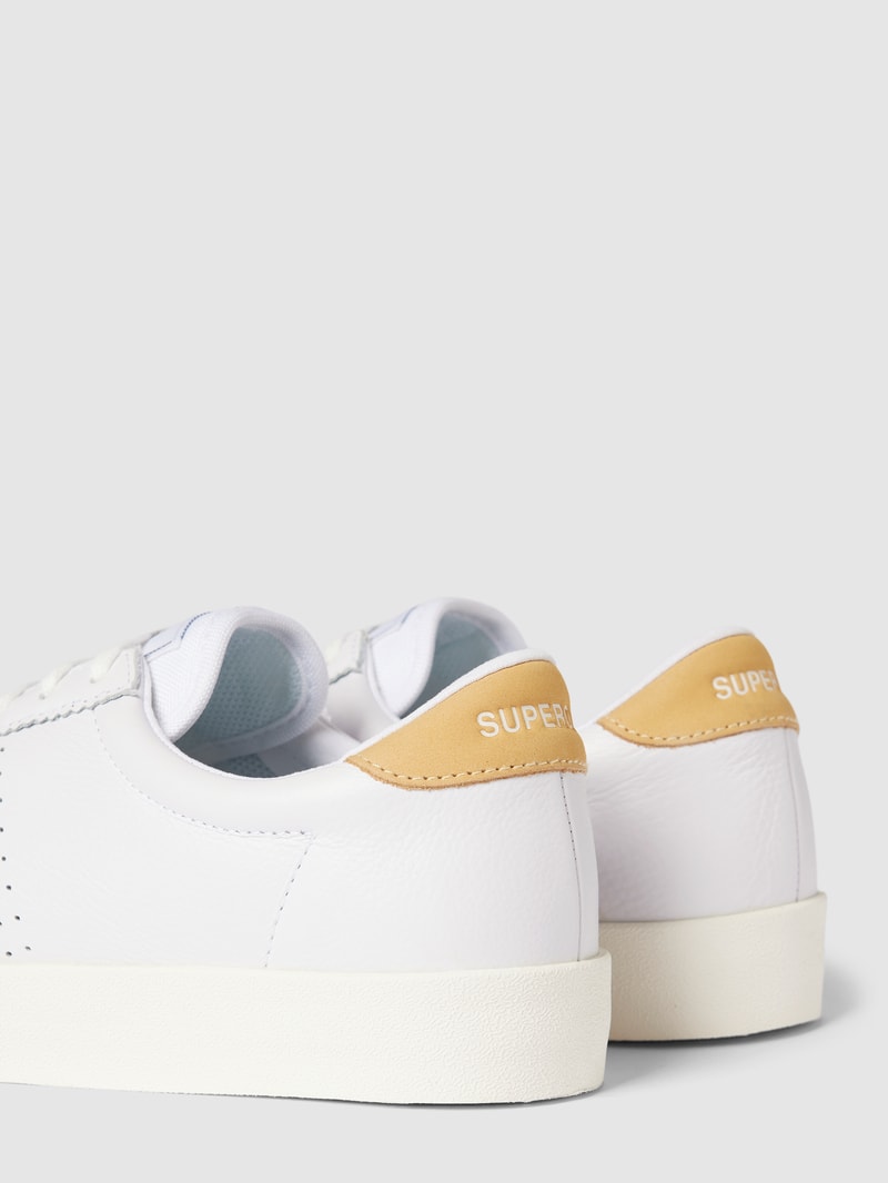 Sneaker mit Label-Details in hellgelb