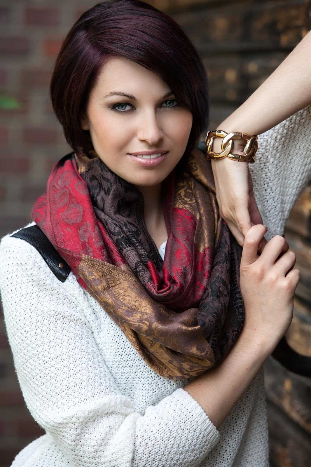 styleBREAKER Loop, (1-St), Loop mit Hibiskus Blüten und Paisley Muster